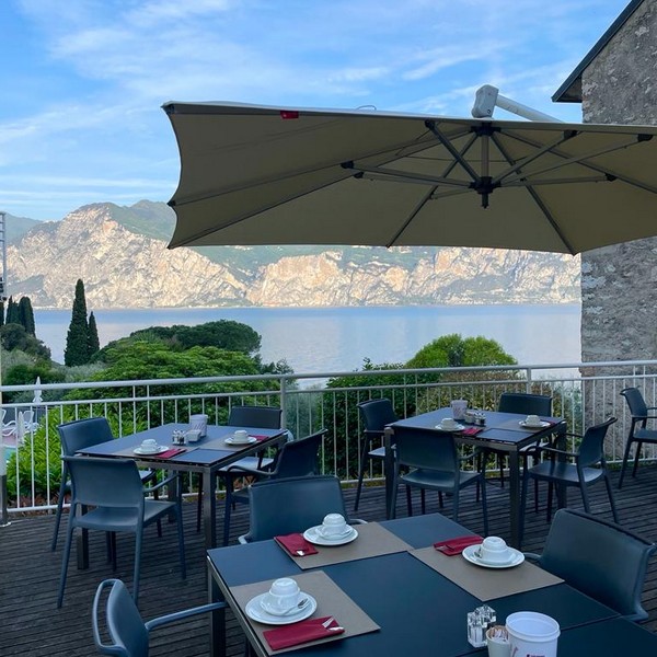 Aparthotel Rome - Malcesine - Apartments and rooms on Lake Garda